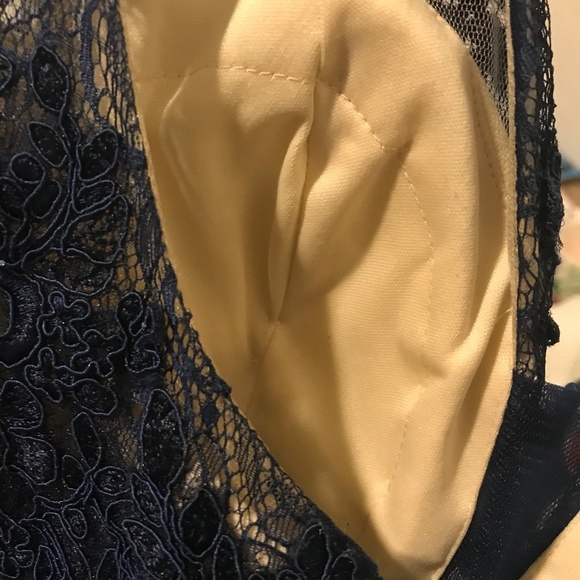 Basix Black Label - NWT Sleeveless Lace Dress - Picture 8 of 8